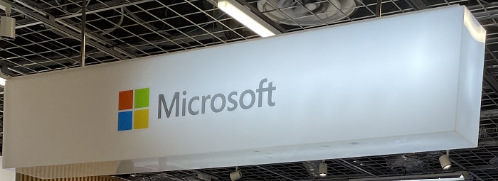 Microsoftの店内ロゴ