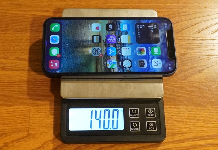 iPhone12miniの重さ