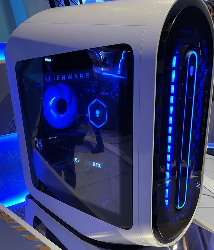 DELLエイリアンウェアゲーミングデスクトップPC